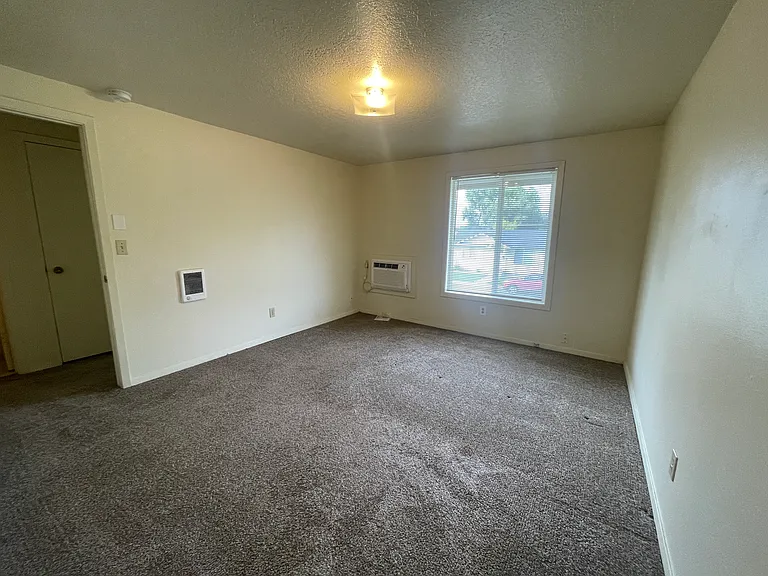 Bedroom 1 - Upstairs