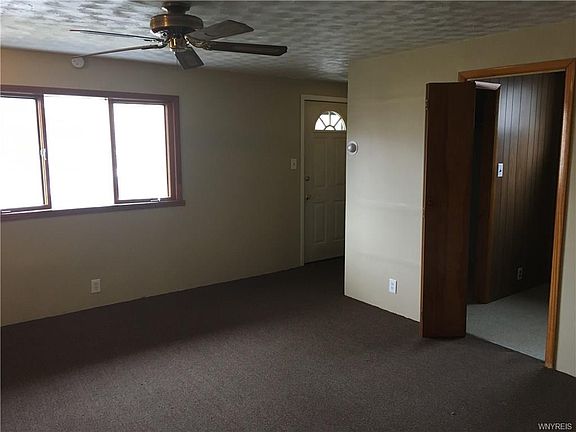 2nd image of 38 Newton St