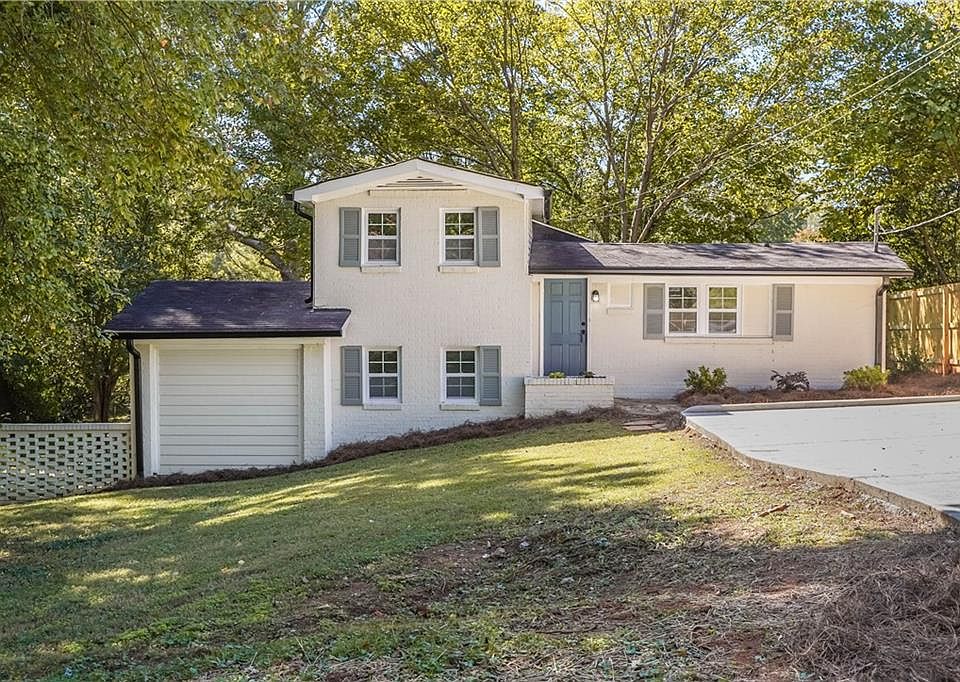 1st image of 1352 N Hicks Cir