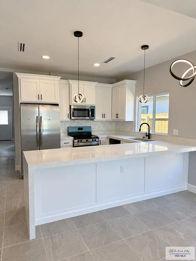 3209 Alegre Dr — Photo 3