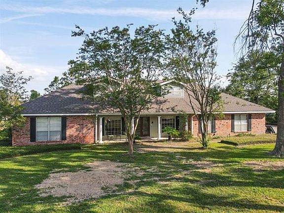 2nd image of 6 River Ln