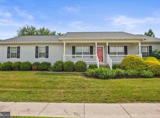 5 Kimberly Ann Ln, New Oxford, PA 17350