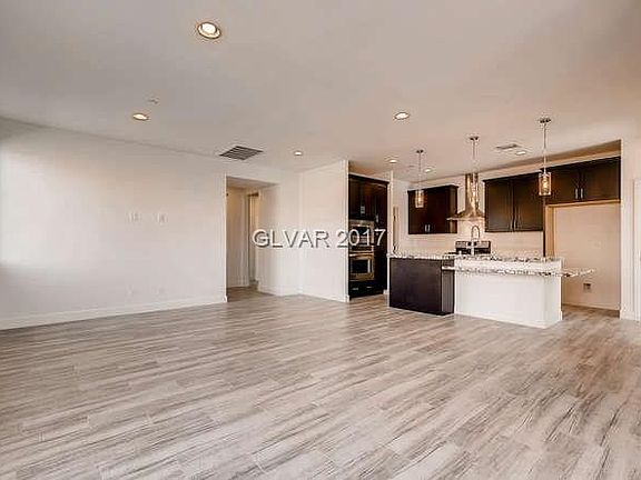 5th image of 77 Avenza Dr