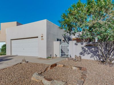 1418 Paseo Norteno, Santa Fe, NM, 87507