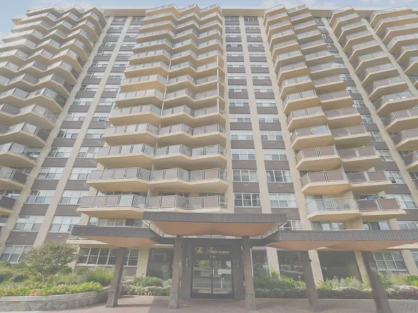 17-85 215th St #2H, Bayside, NY 11360