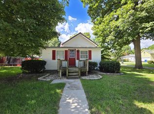 900 Thayer St, Plymouth, IN 46563