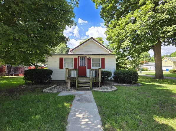 900 Thayer St, Plymouth, IN 46563