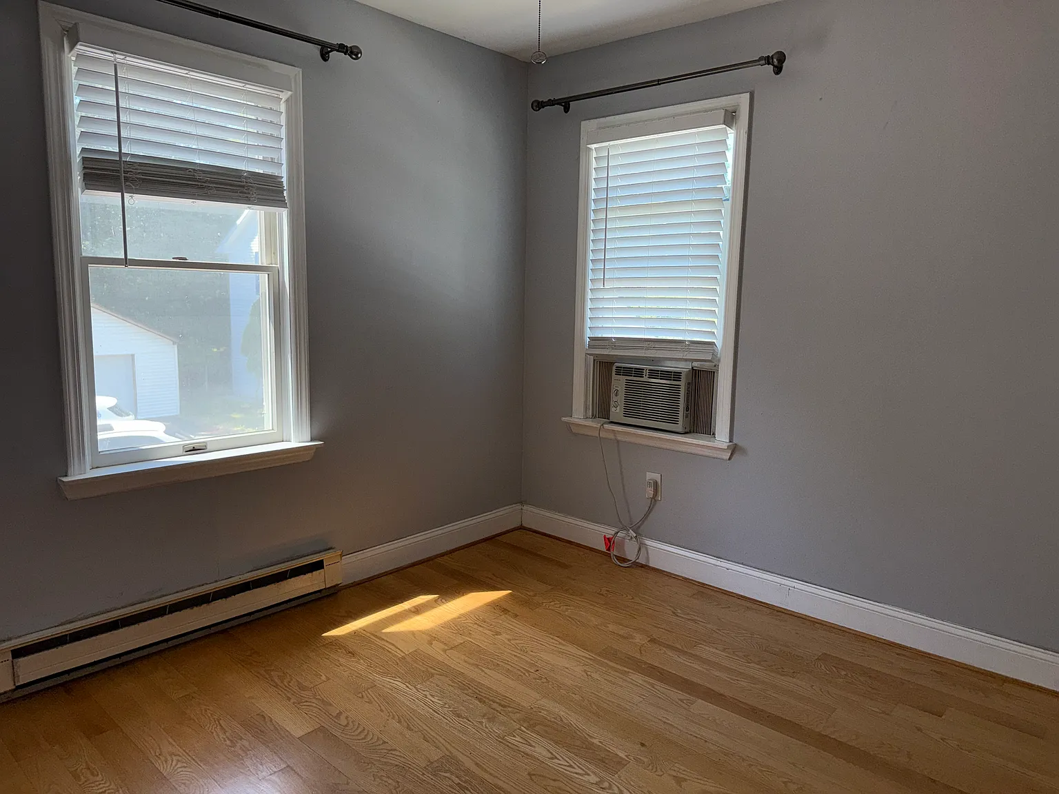 3 bed, 1.5 bath, $3,900 — Photo 4