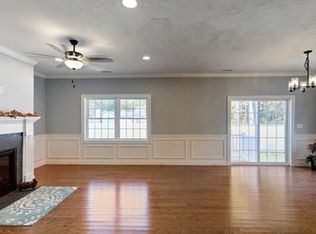 11 Country Club Blvd #18, Dudley, MA 01571