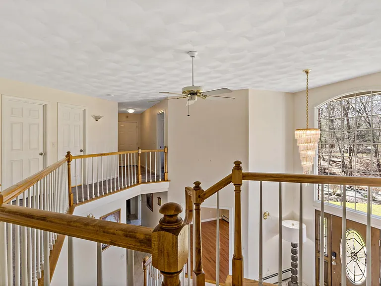 25 Dale Hill Dr — Photo 12