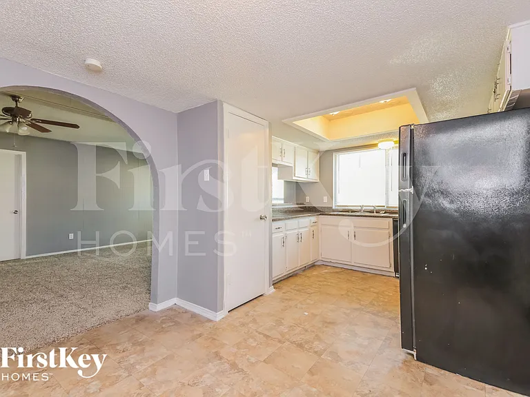 2026 Aspen Ln — Photo 10