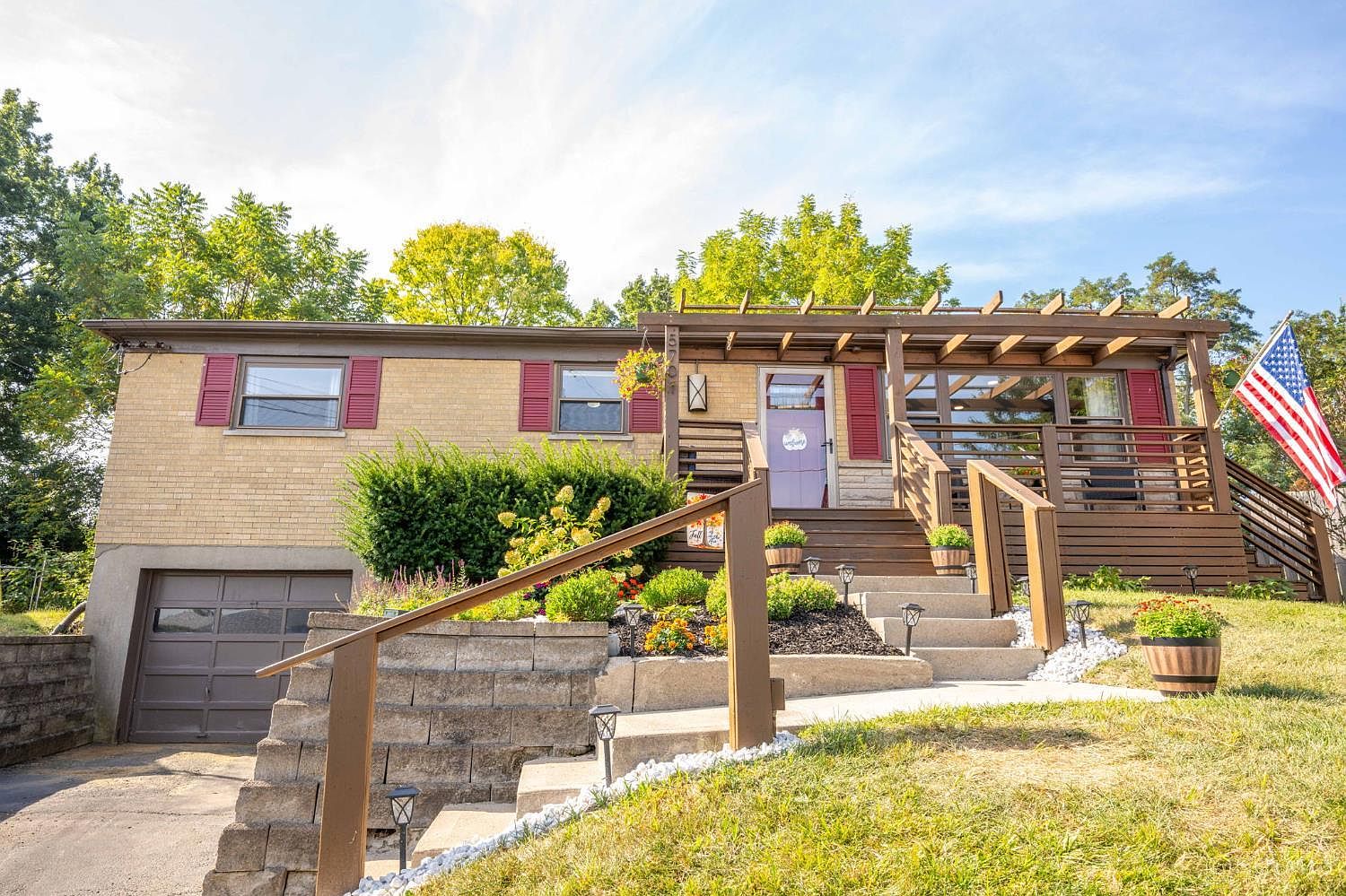 5701 Kroegermount Dr, Cincinnati, OH 45239 | Zillow