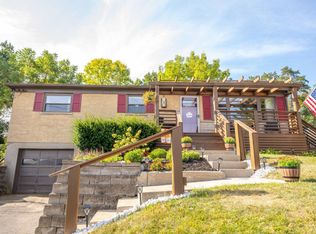 5701 Kroegermount Dr, Cincinnati, OH 45239