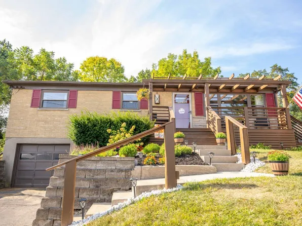 5701 Kroegermount Dr, Cincinnati, OH 45239