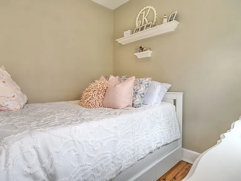 341 Park Ave #2 — Photo 13