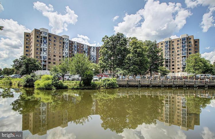 1st image of 15101 Interlachen Dr #1-620