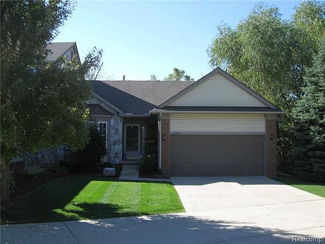 1st image of 3138 Brookside Dr #1
