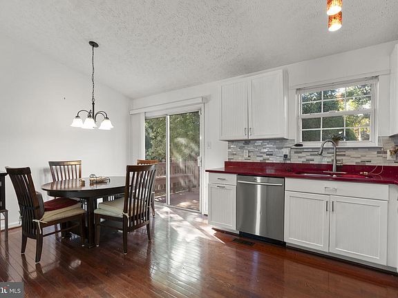 5th image of 505 Dorchester Rd