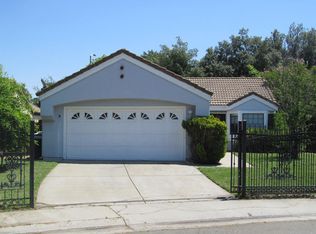 8909 La Margarita Way, Sacramento, CA 95828