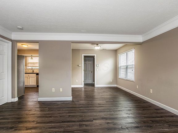 2nd image of 7198 Normanton Dr