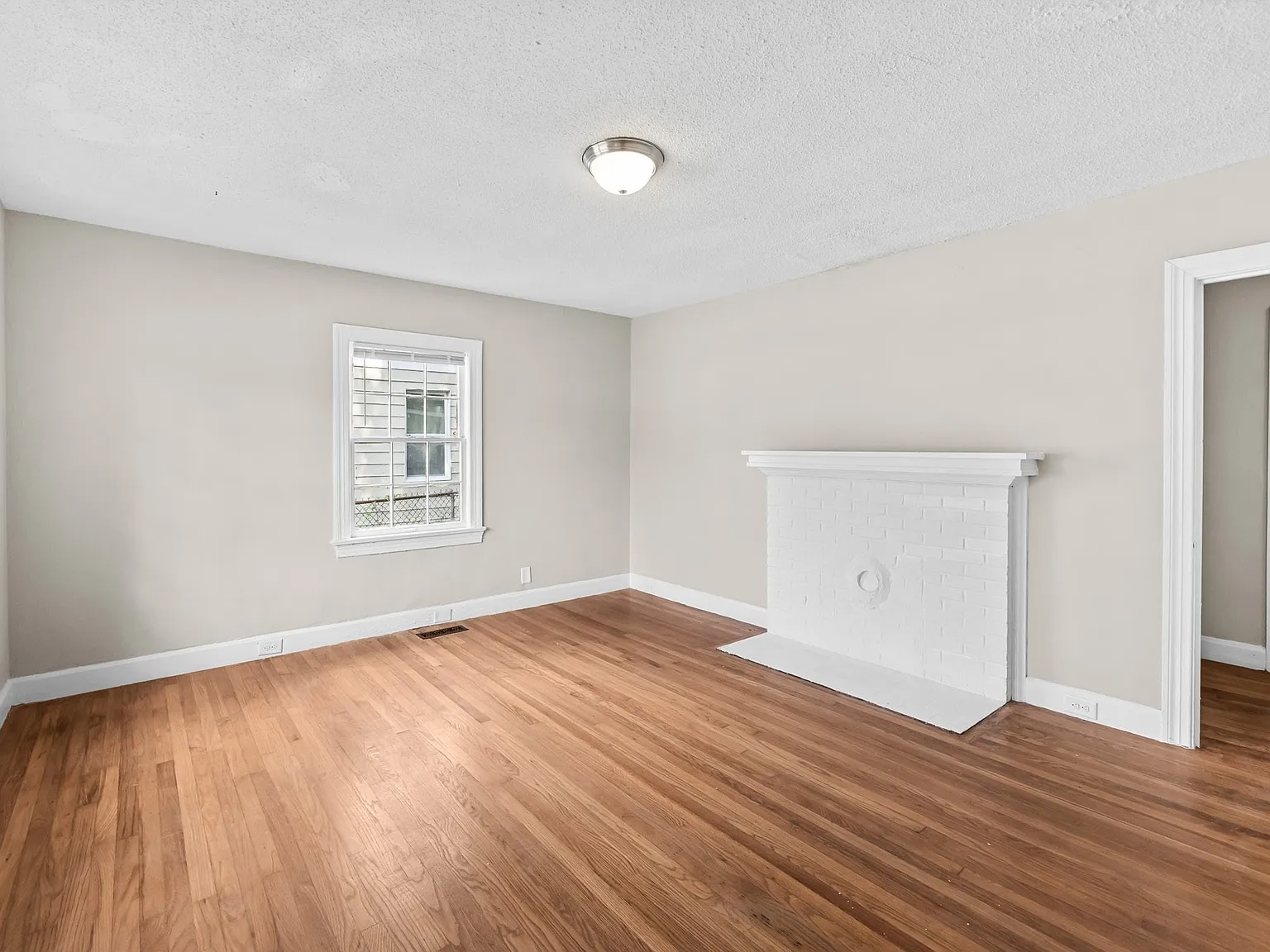 7205 2nd Ave S - 1 — Photo 3