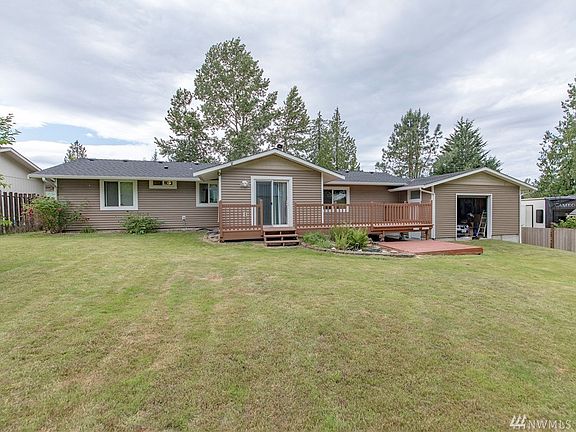 2nd image of 529 93rd Dr SE