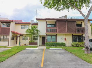 3808 SW 52nd Ave, Pembroke Park, FL 33023