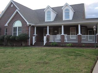 3824 Derby Dr, Roanoke, VA 24012