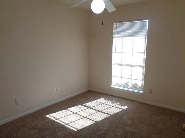 4358 Queens Retreat Dr — Photo 12