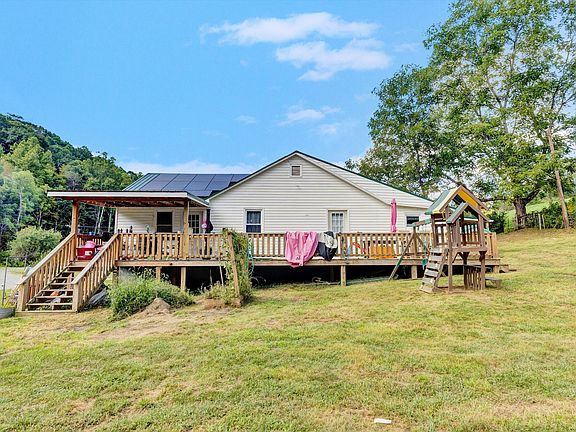2nd image of 3333 Cumberland Gap Rd