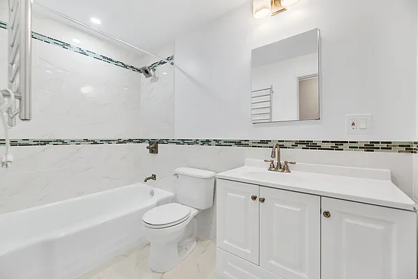 Rented by Bond New York | media 12