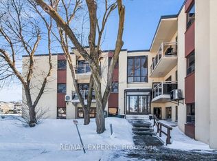 16 William St #101, Caledon, ON L7E 4T4