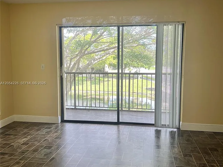 4613 NW 91st Ave — Photo 14