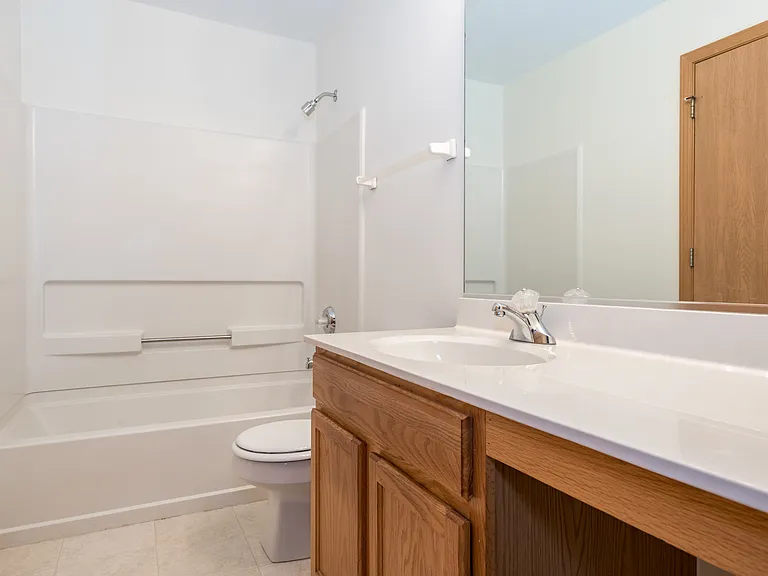 768 County Line Rd — Photo 12