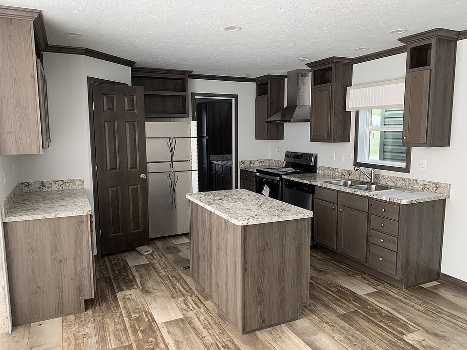 1st image of 516 Courtland Ln #665