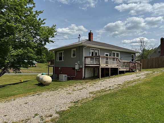 2nd image of 80 Berry Heights Rd