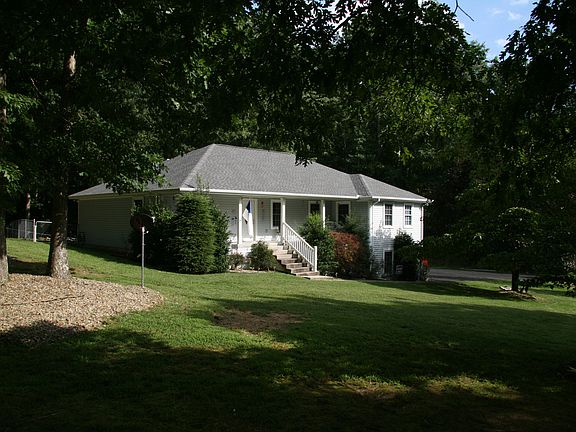 2nd image of 390 Creekway Dr