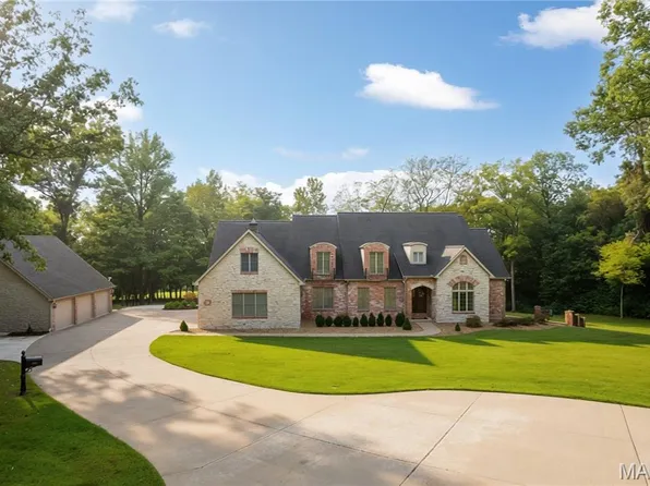 182 Cornerstone Dr, Cape Girardeau, MO 63701