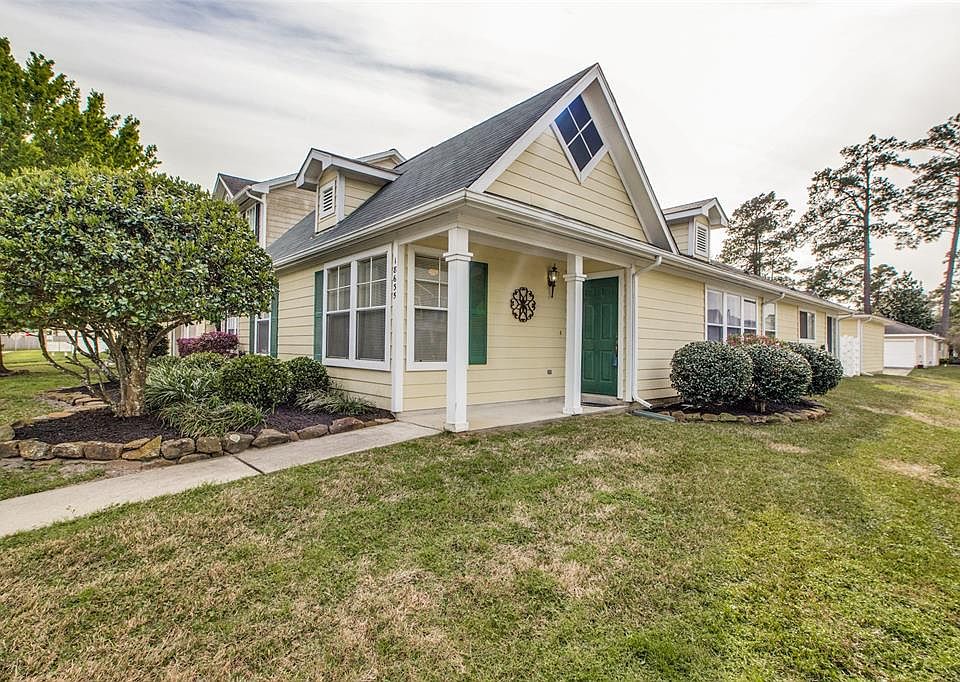 1st image of 18635 Atasca Oaks Dr