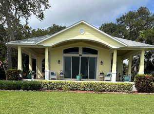 1013 Indian River Dr, Sebastian, FL 32958
