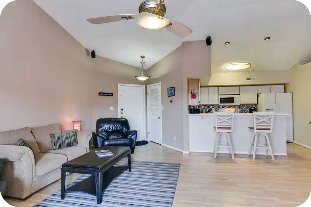2 bed, 1294 sqft, $2,495 — Photo 1