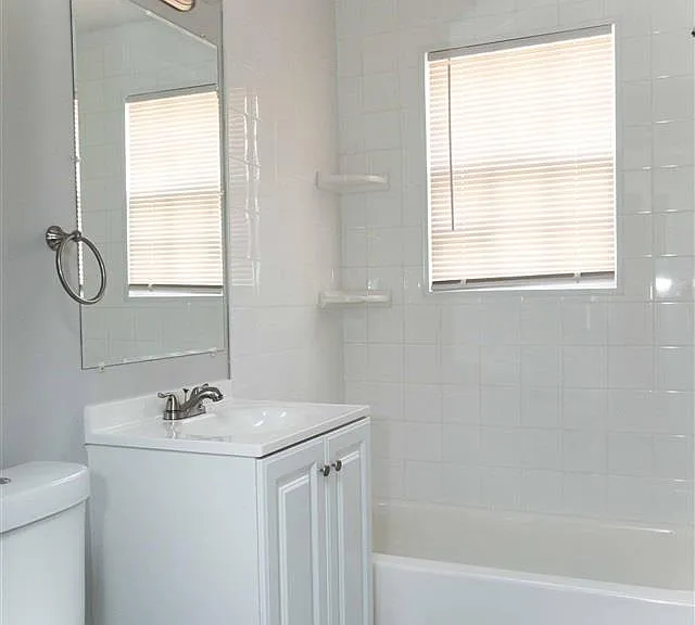 1521 S Pierce St — Photo 14