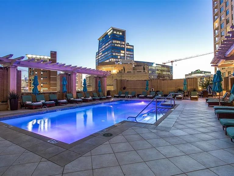 Towel, Butler Service & Beverage Bar with Bartender during summer.