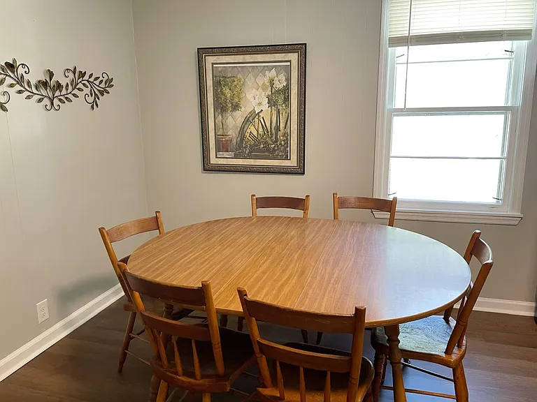 2246 Kooken Ave SW — Photo 10