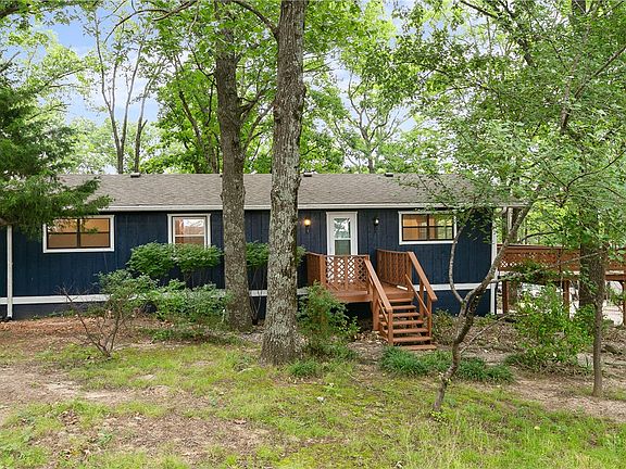 2nd image of 13101 Summit Drive Loop