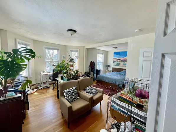 383-385 Columbia St #2, Cambridge, MA 02141