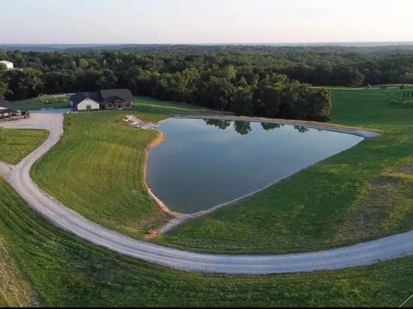 1780 E Rte #M, Hartsburg, MO 65039