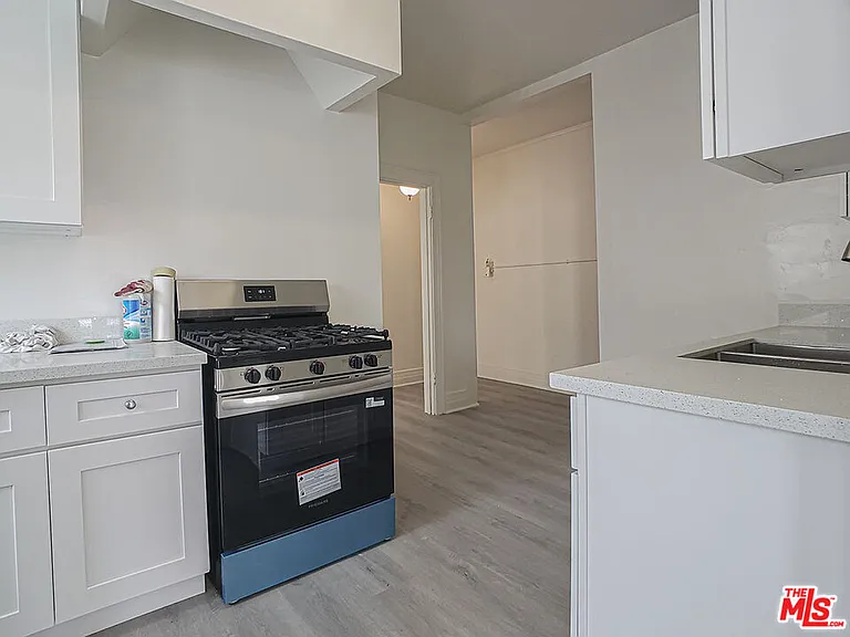 109 S Berendo St #2 — Photo 10