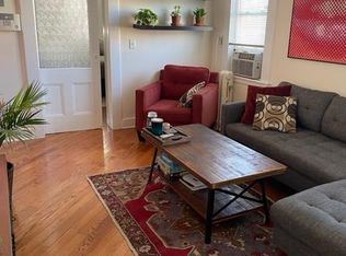 107 Bowers St #3R, Jersey City, NJ 07307