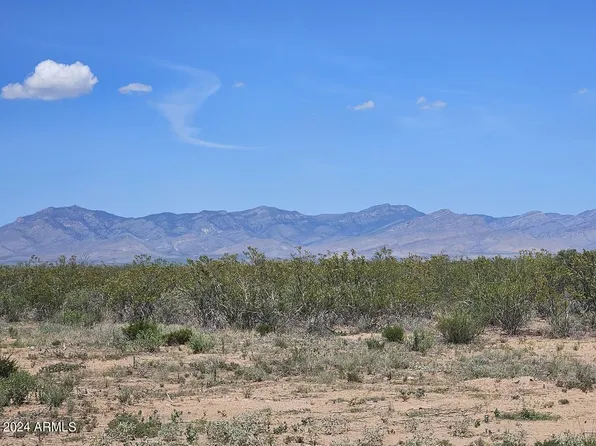 4AC N Truman Road #6, Huachuca City, AZ 85616